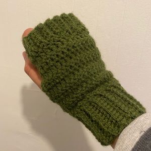 Handmade crochet fingerless hand warmers